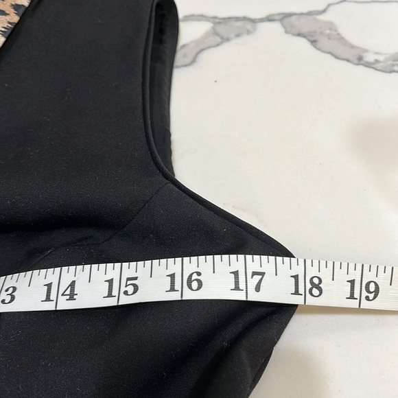 🎉Host Pick🎉 Kate Spade ♠️ black dress with leopard print collar! - Picture 4 of 7